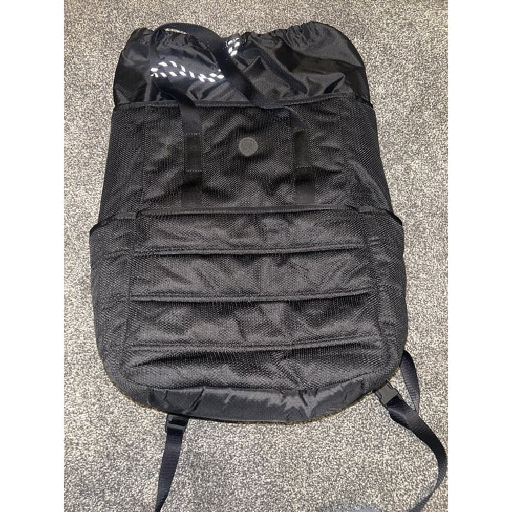 LULULEMON BACKPACK - Compact Women’s Laptop Bag